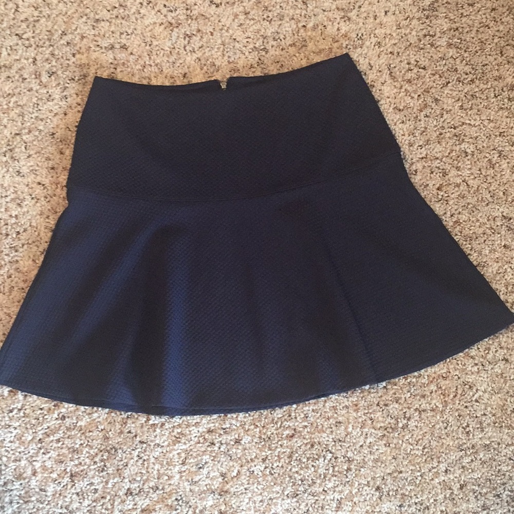 Banana Republic Size 2 Navy skirt